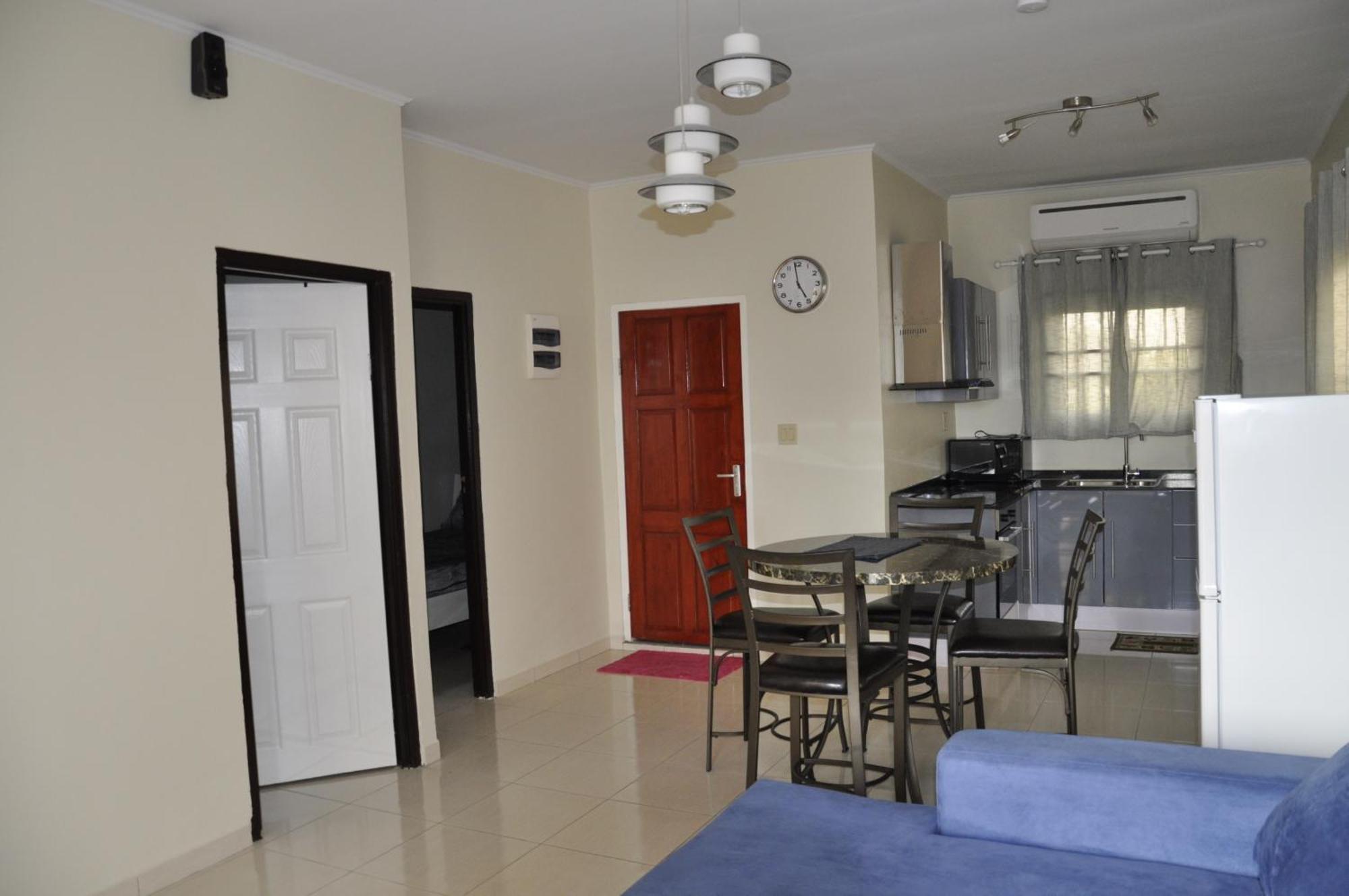 Riando Appartement Rainville ปารามารีโบ ห้อง รูปภาพ