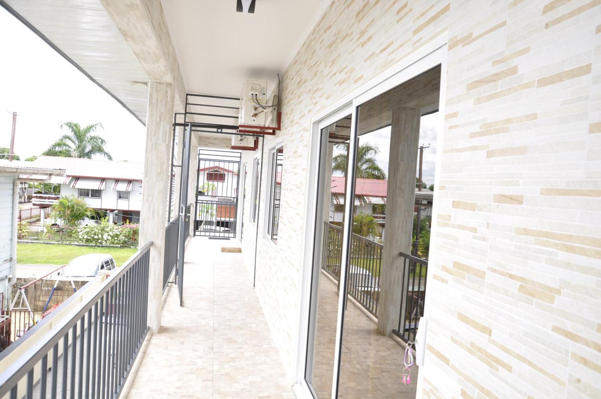 Riando Appartement Rainville ปารามารีโบ ห้อง รูปภาพ